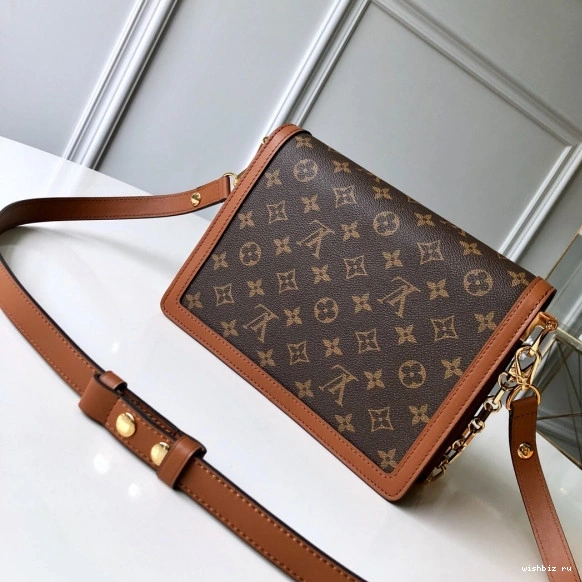 WIS Show） Spring Vuitton MM（2019 Louis Dauphine 0126